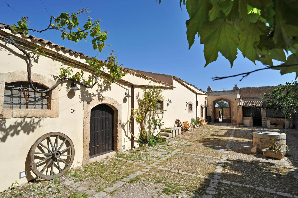 Baglio Siciliamo Country House Hotell Lido di Noto Exteriör bild